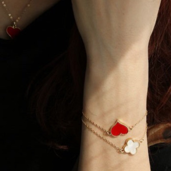 Enamel heart bracelet in red NEW - Picture 3 of 3